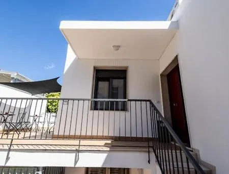 Al 22 Guest house